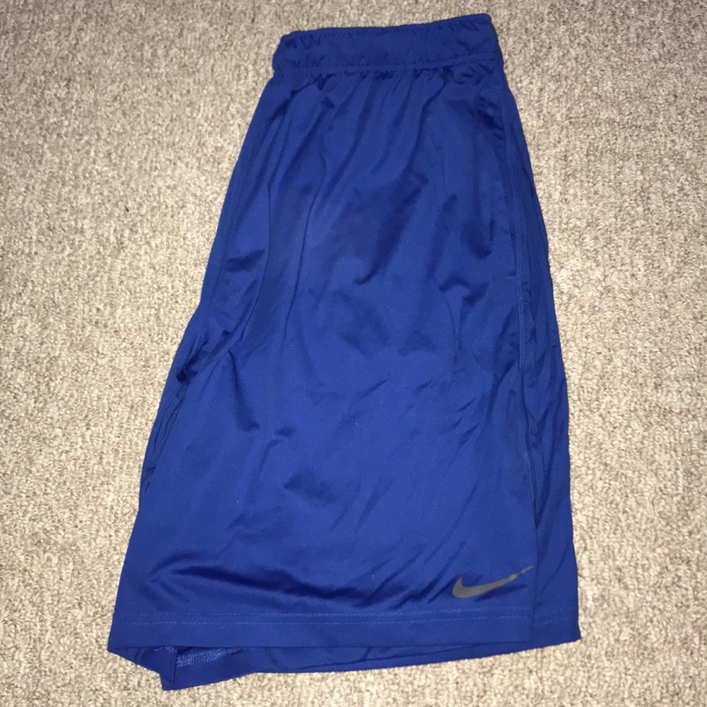 Men’s Nike basketball shorts